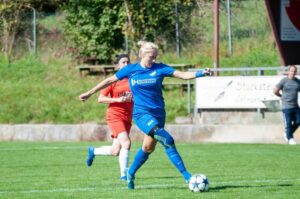 Wieder Fußball nach Kreuzbandriss
